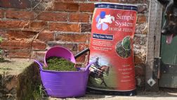 Soaked Feed Simple Systems Red Bag Grass Pellets